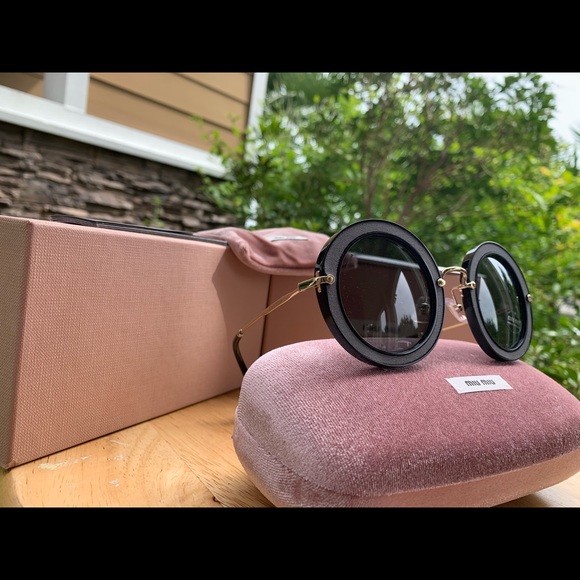 Miumiu round sunglasses - Picture 7 of 10